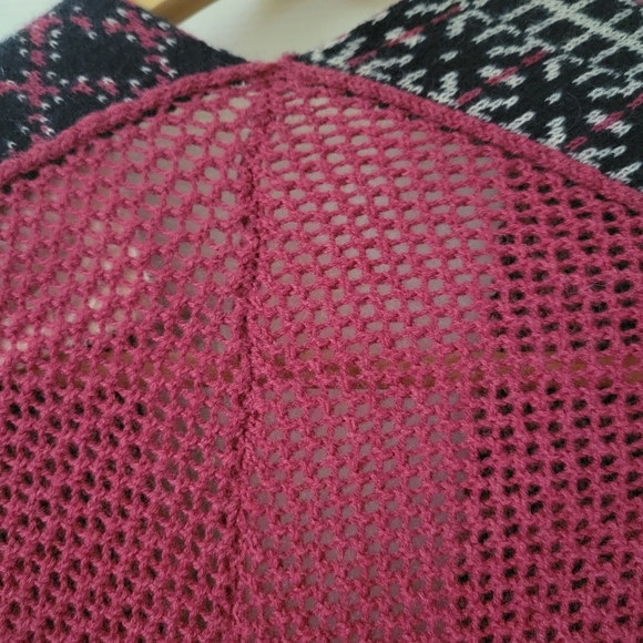 Angel Of The North Shawl - Picture 7 of 12